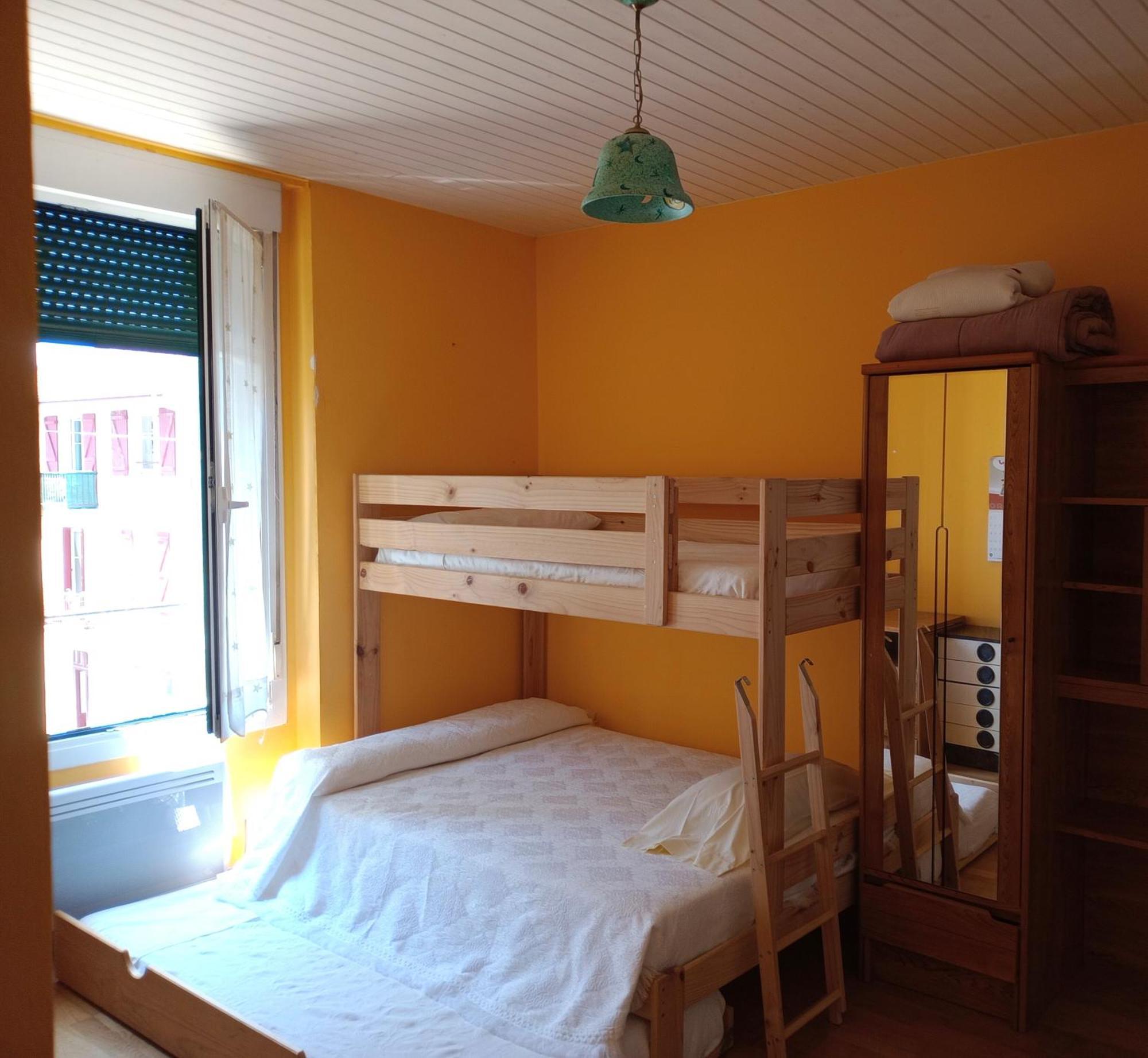 Spacieux T4 Coeur De Ville Hendaye Exterior photo